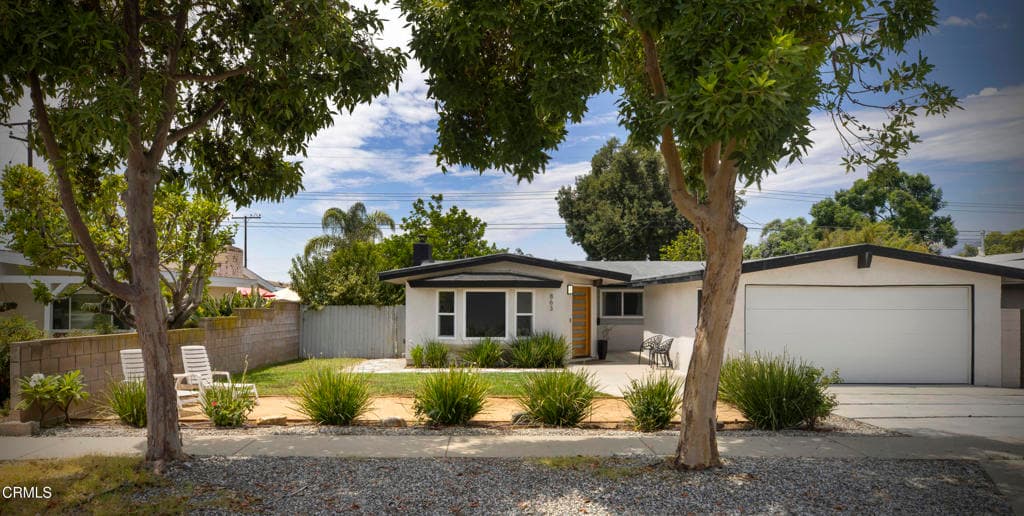 Home at 863 S Vecino Drive, Glendora — photo 2 of 12