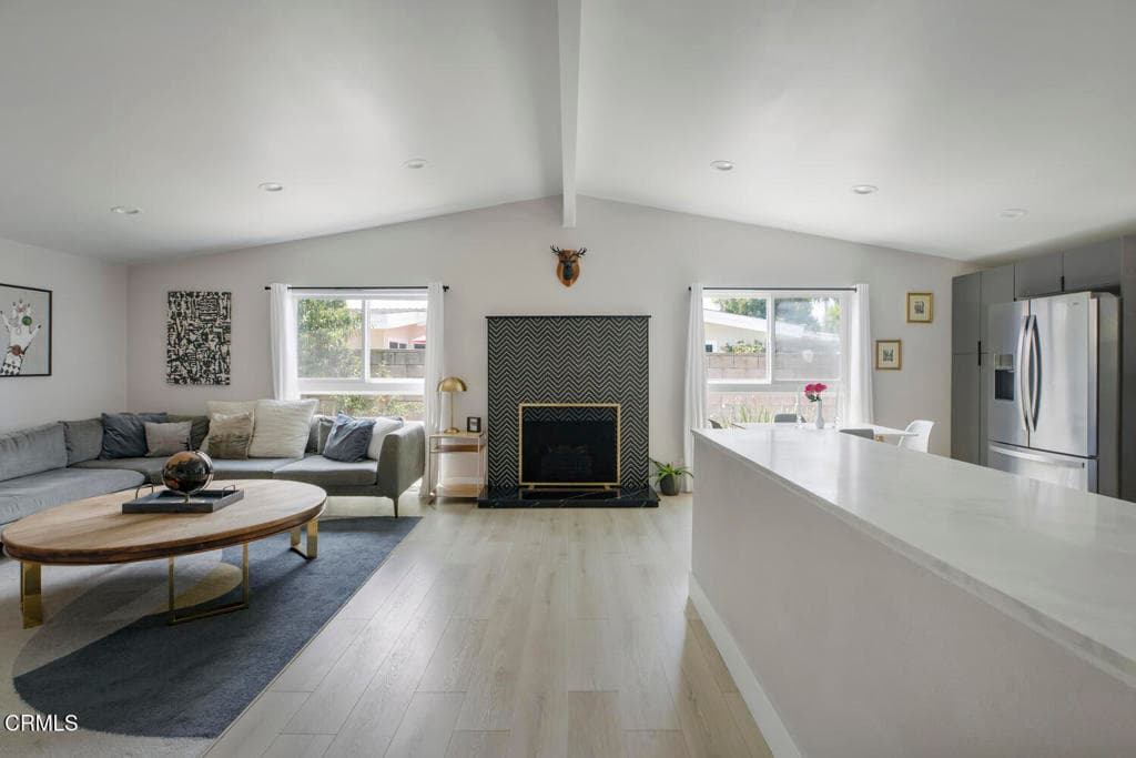 Home at 863 S Vecino Drive, Glendora — photo 11 of 12