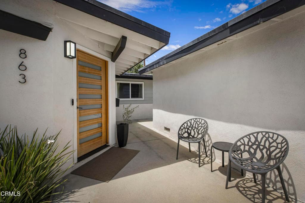 Home at 863 S Vecino Drive, Glendora — photo 5 of 12