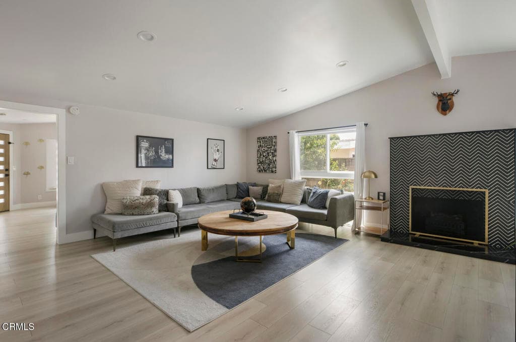 Home at 863 S Vecino Drive, Glendora — photo 10 of 12