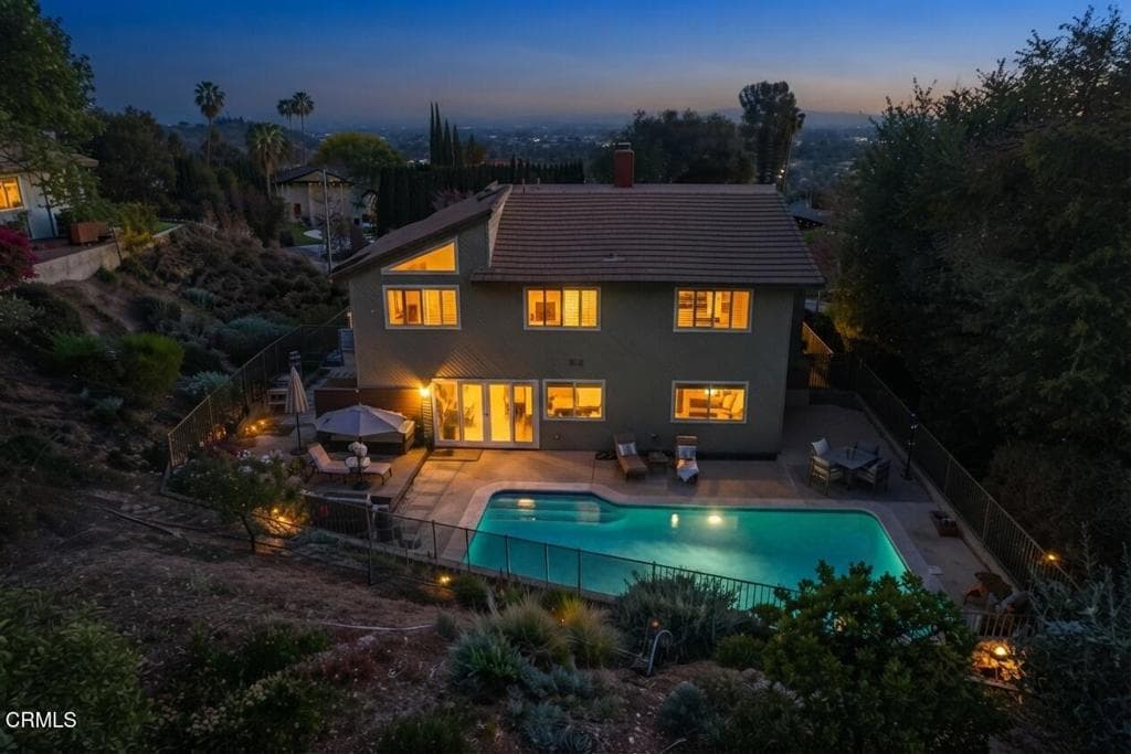 Home at 579 Acacia Street, Sierra Madre — photo 3 of 12