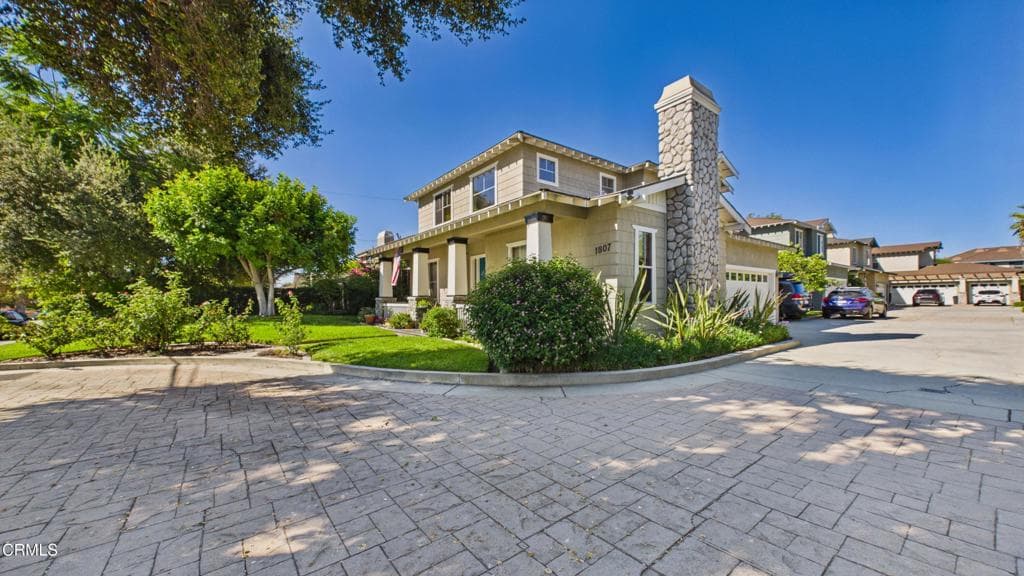 Home at 1807 S Mayflower Avenue S, Monrovia — photo 3 of 12