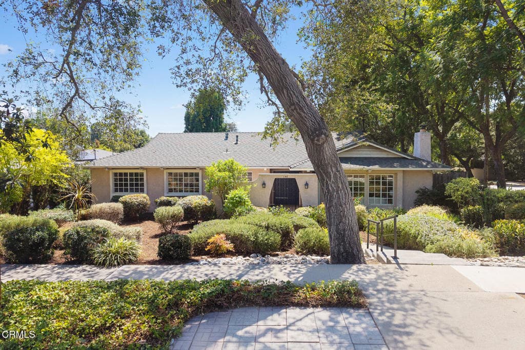 Home at 148 W Bonita Avenue, Sierra Madre — photo 2 of 12