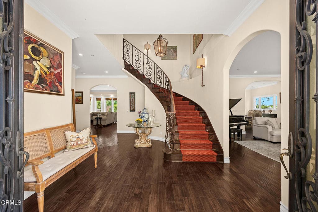 Home at 574 Camillo Road, Sierra Madre — photo 5 of 12