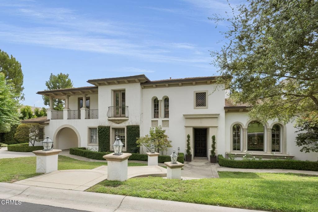 Home at 731 Carriage House Drive, Arcadia — photo 3 of 12