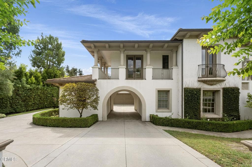 Home at 731 Carriage House Drive, Arcadia — photo 4 of 12