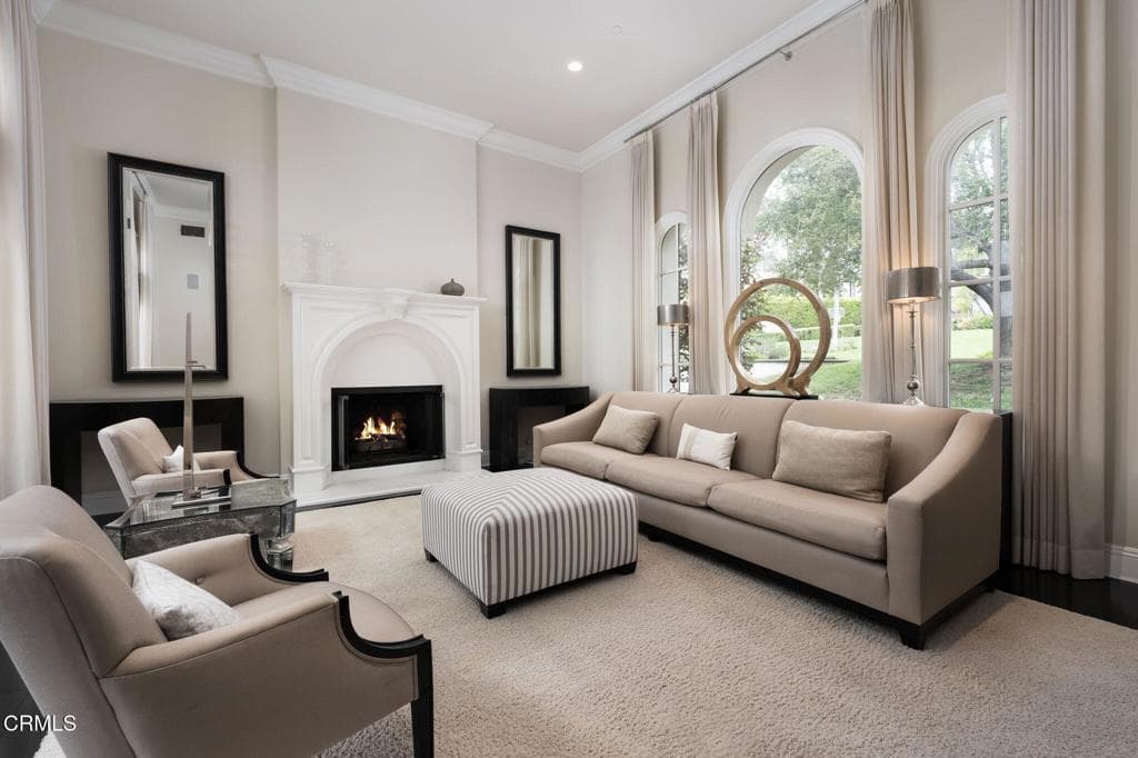 Home at 731 Carriage House Drive, Arcadia — photo 6 of 12