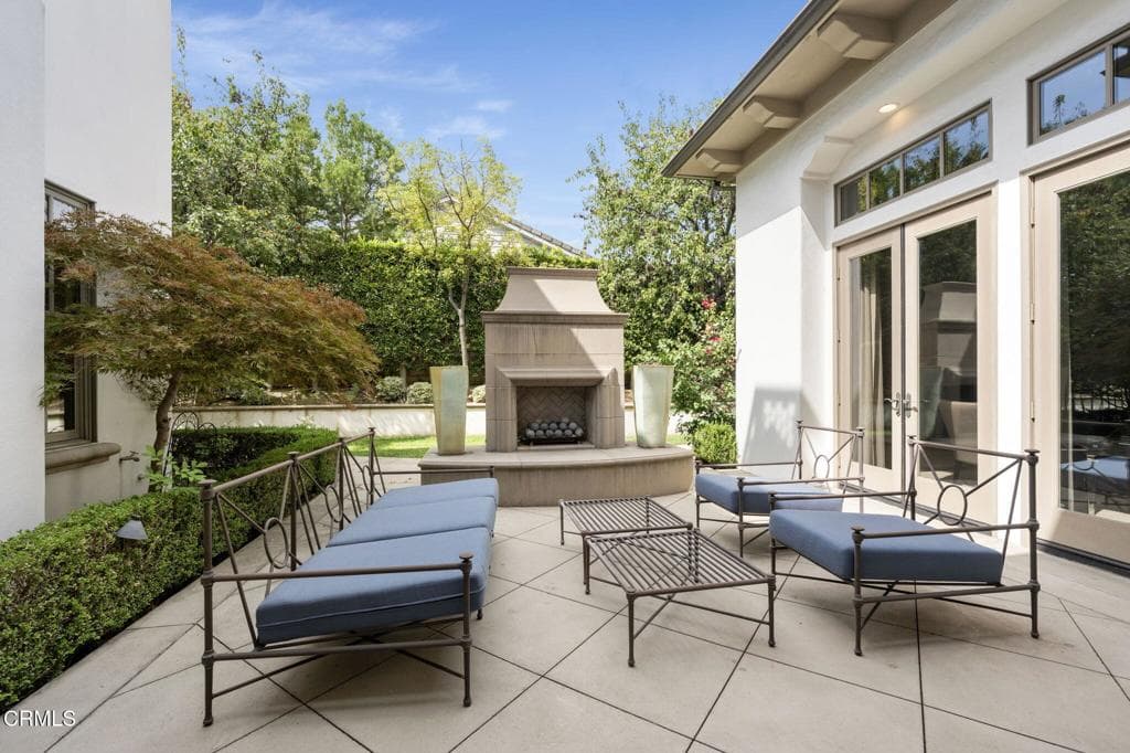 Home at 731 Carriage House Drive, Arcadia — photo 8 of 12