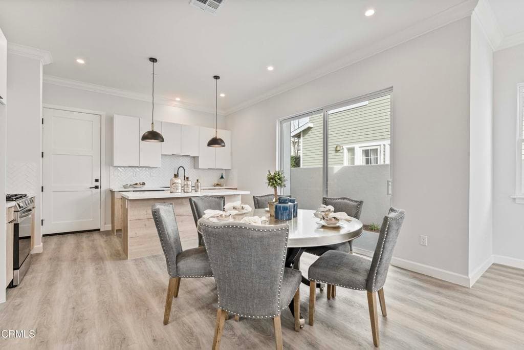 Townhouse at 634 W Olive Avenue B, Monrovia — photo 10 of 12