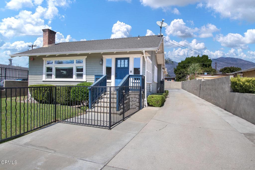 Home at 123 E Central Avenue, Monrovia — photo 4 of 12