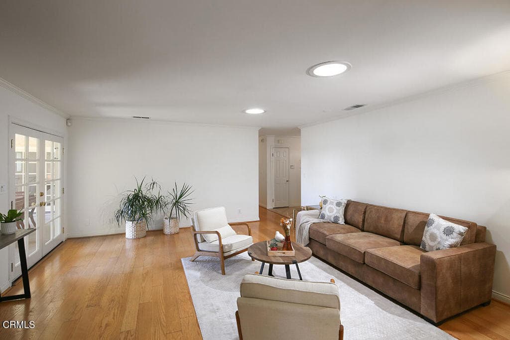 Home at 452 Prospect Ave Avenue, Monrovia — photo 8 of 12
