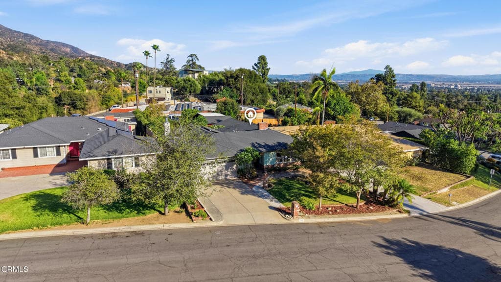Home at 442 Crestview Place, Monrovia — photo 5 of 12