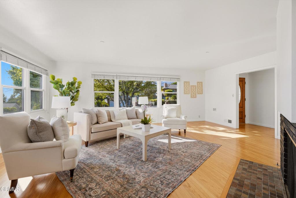 Home at 442 Crestview Place, Monrovia — photo 6 of 12