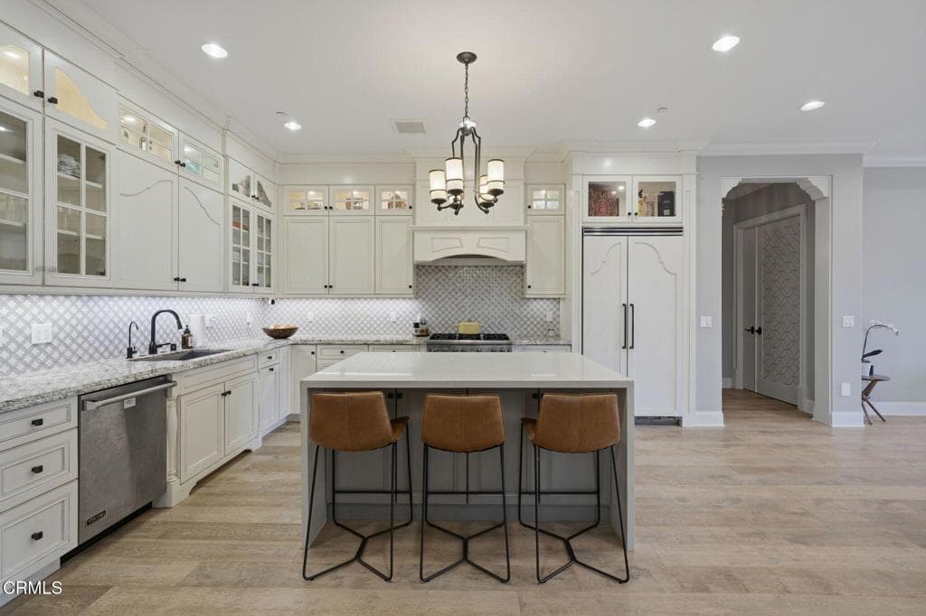 Home at 933 Coronado Drive, Arcadia — photo 11 of 12