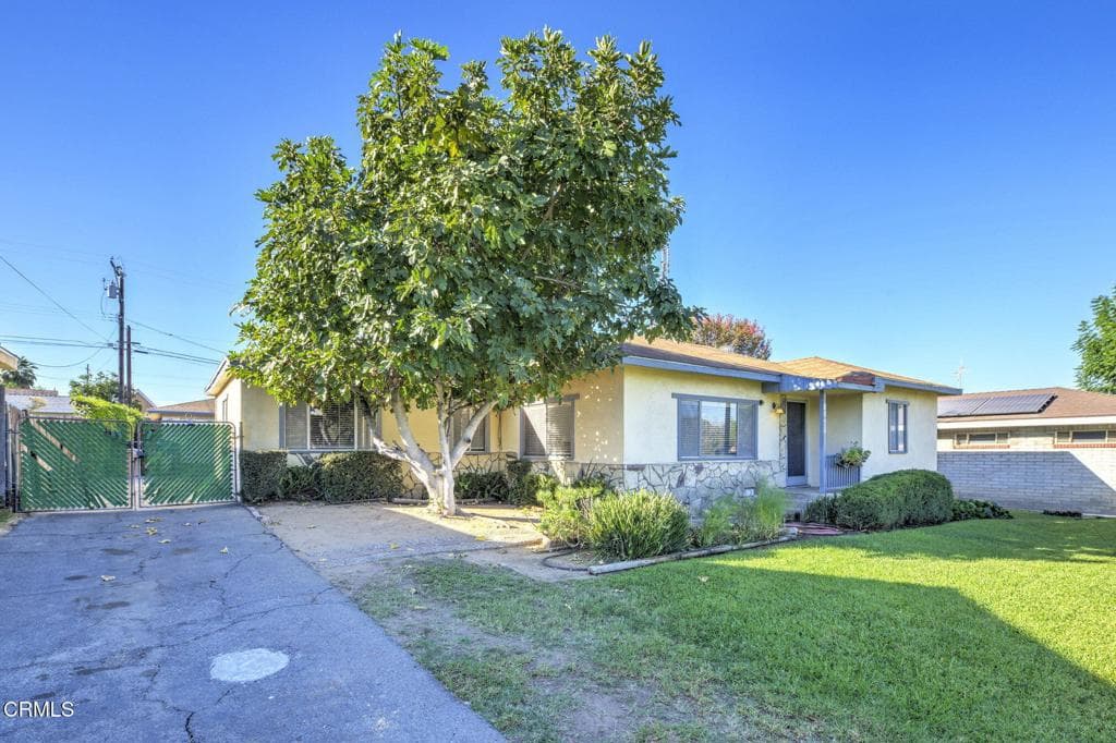 Home at 1240 E Mcwood Street, West Covina — photo 2 of 12