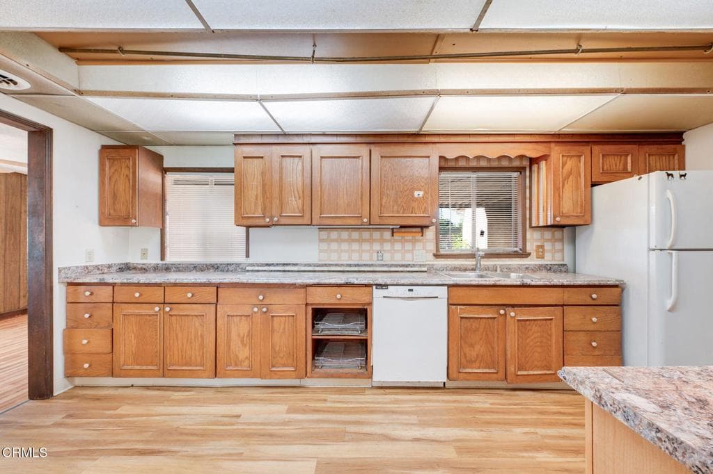 Home at 1240 E Mcwood Street, West Covina — photo 10 of 12