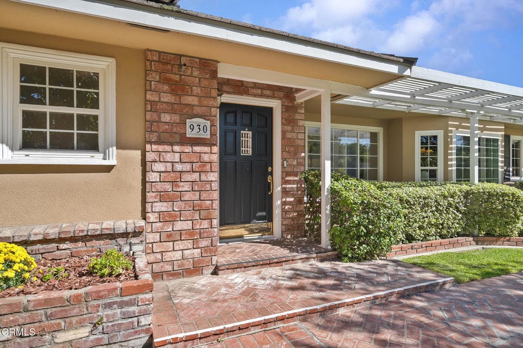 Home at 930 Park Avenue, Arcadia — photo 2 of 12
