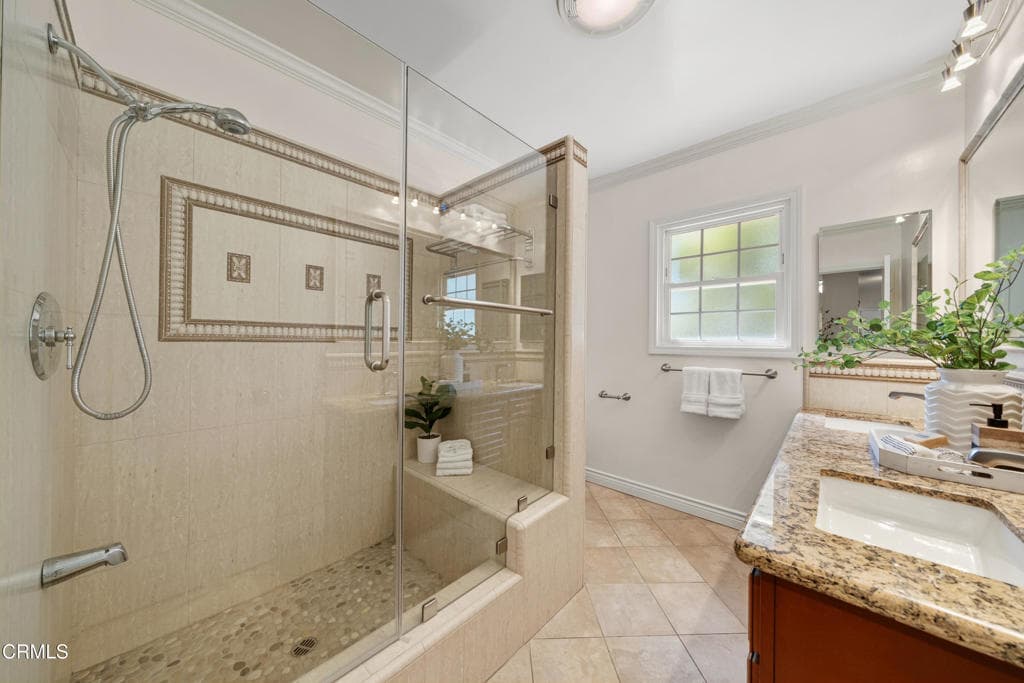 Home at 930 Park Avenue, Arcadia — photo 11 of 12