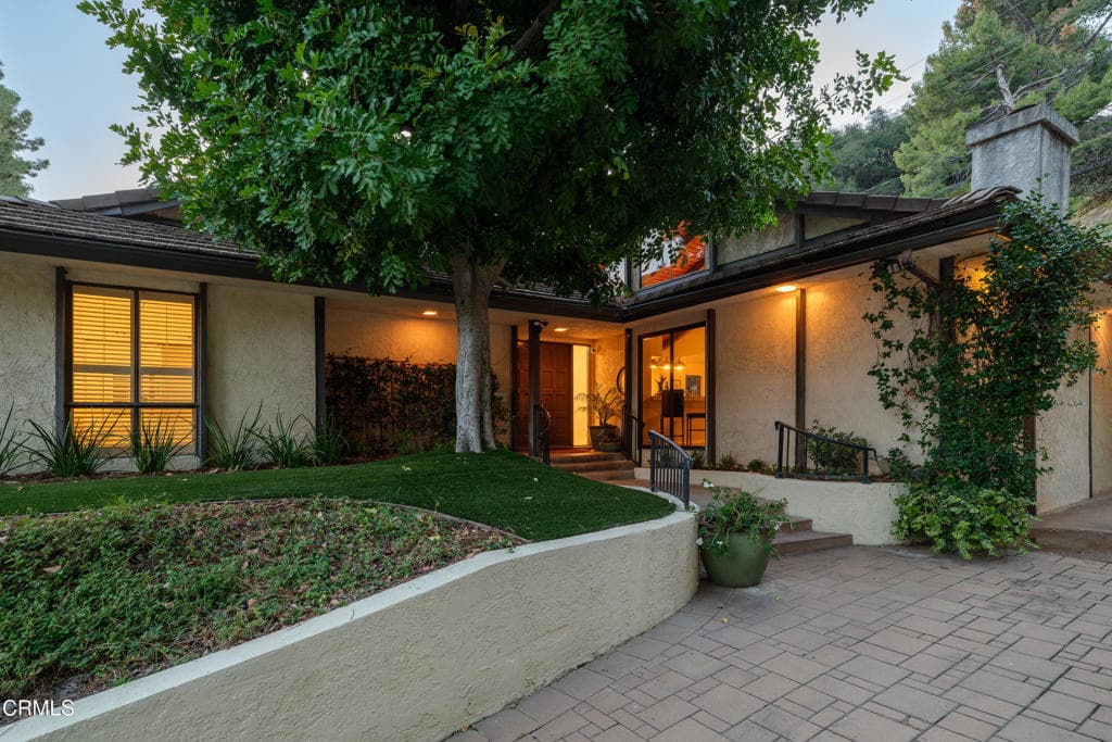 Home at 2217 Highland Vista Drive, Arcadia — photo 1 of 12