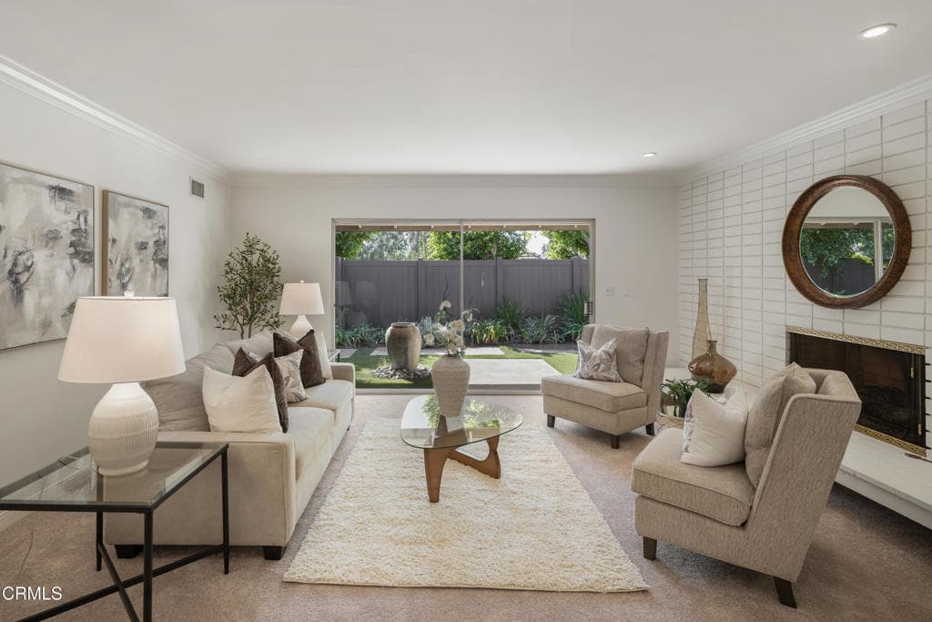 Home at 2217 Highland Vista Drive, Arcadia — photo 4 of 12