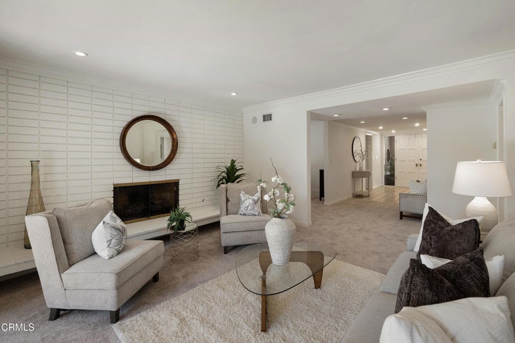 Home at 2217 Highland Vista Drive, Arcadia — photo 5 of 12