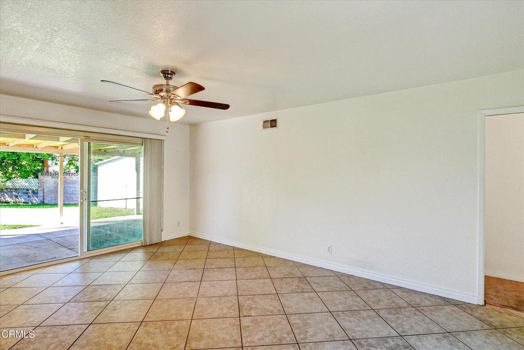 Home at 368 Fuego Avenue, Pomona — photo 11 of 12