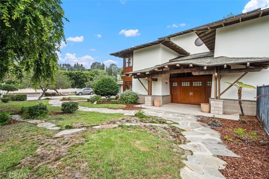 Home at 2540 Crow Foot Lane, Diamond Bar — photo 4 of 12