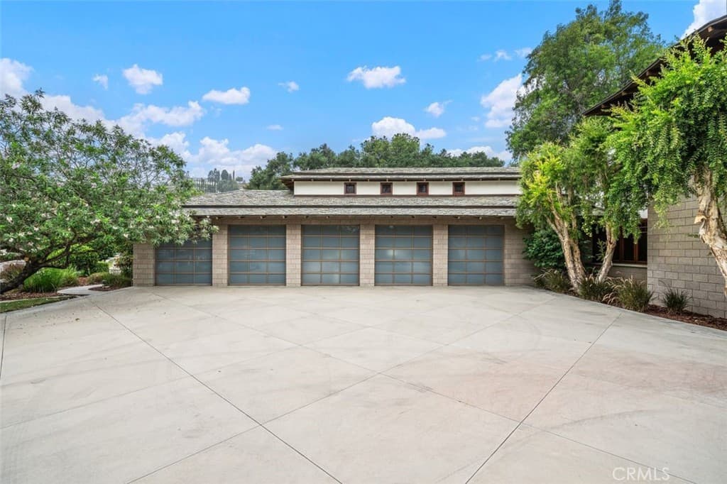 Home at 2540 Crow Foot Lane, Diamond Bar — photo 5 of 12