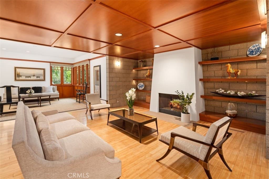 Home at 2540 Crow Foot Lane, Diamond Bar — photo 8 of 12