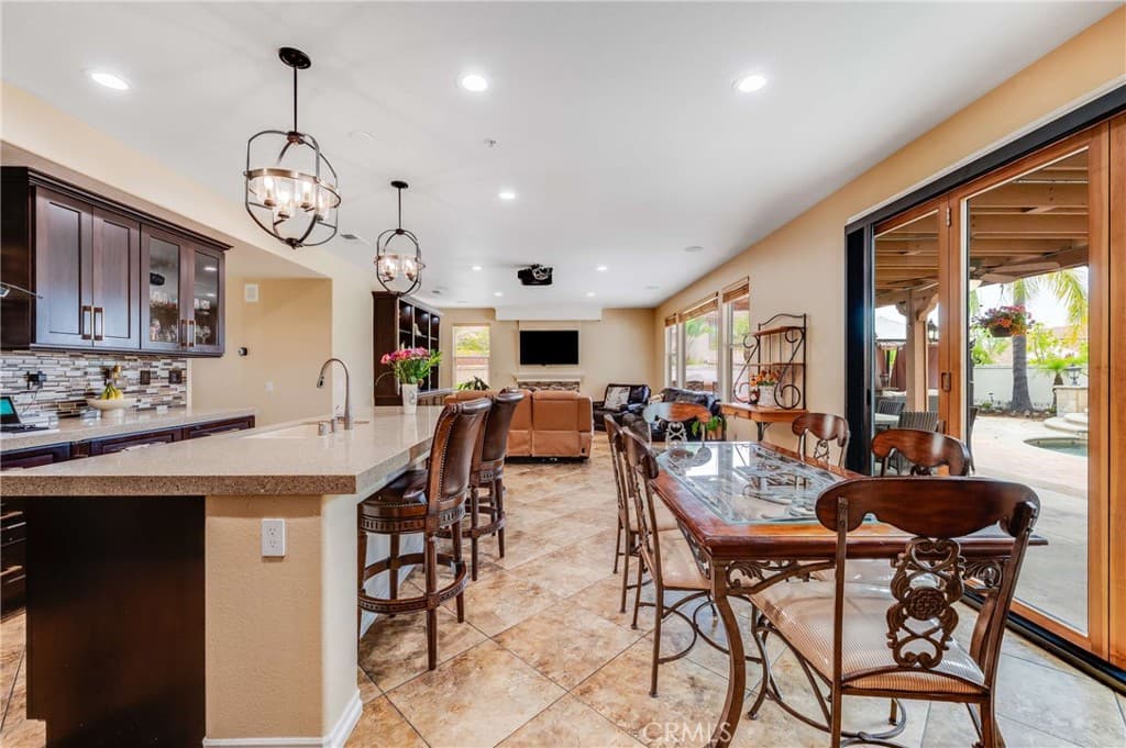 Home at 6137 Ridgemont, La Verne — photo 8 of 12