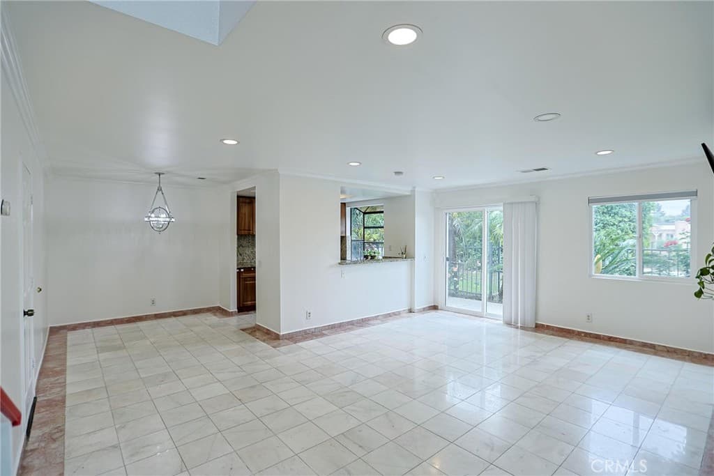 Townhouse at 1230 S Barranca Avenue F, Glendora — photo 3 of 12