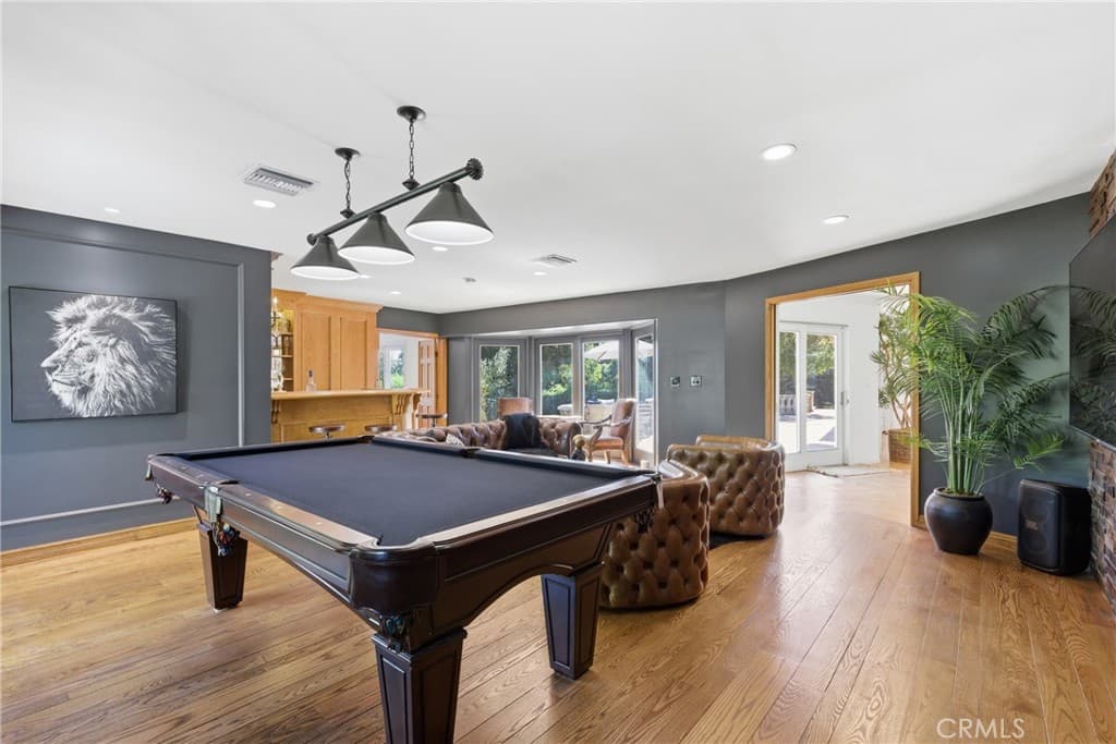 Home at 950 Hampton, Arcadia — photo 11 of 12