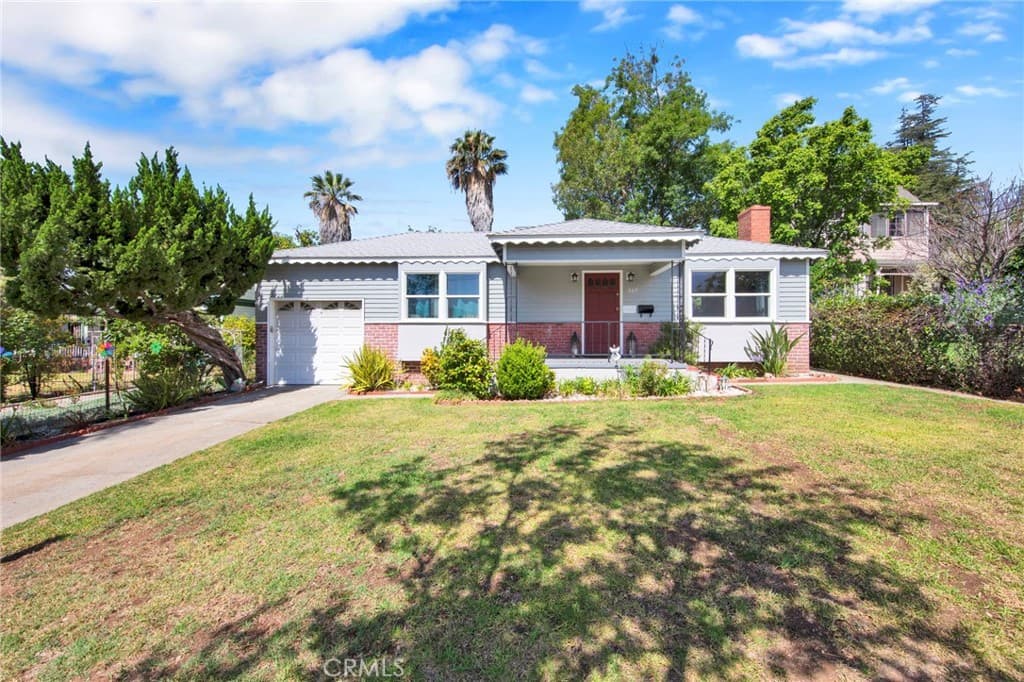Home at 269 N Alta Vista, Monrovia — photo 2 of 12