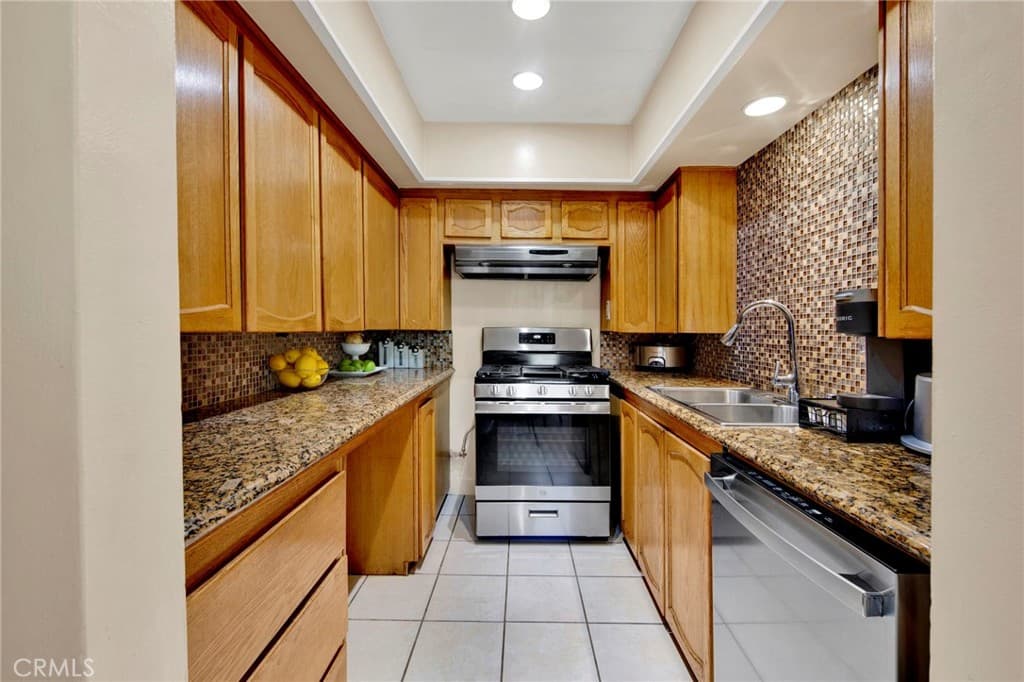 Home at 269 N Alta Vista, Monrovia — photo 11 of 12