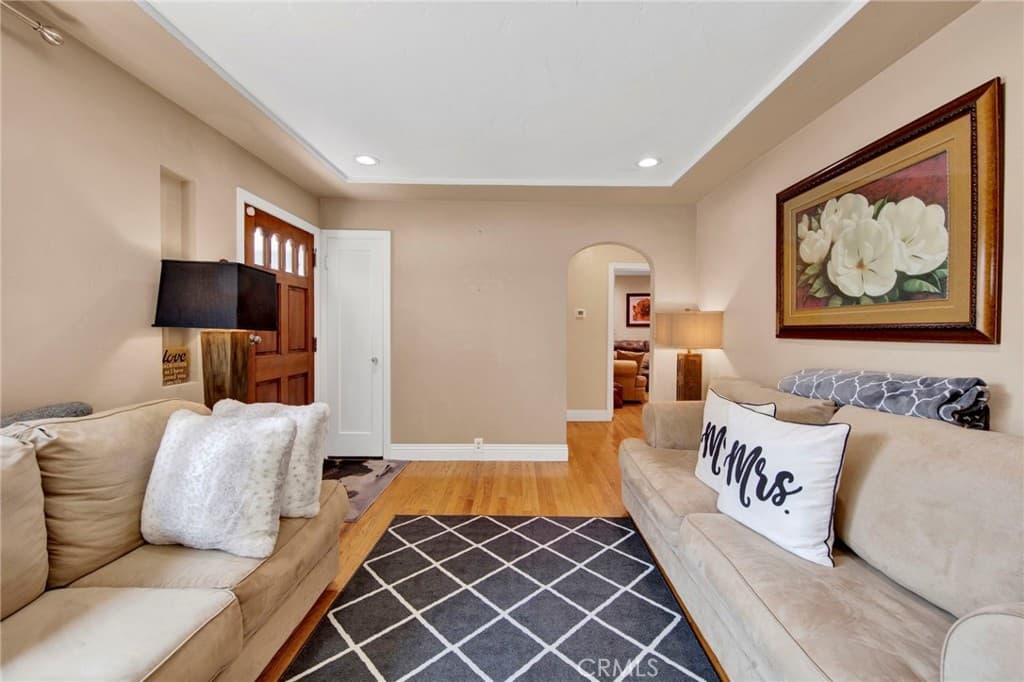 Home at 269 N Alta Vista, Monrovia — photo 7 of 12