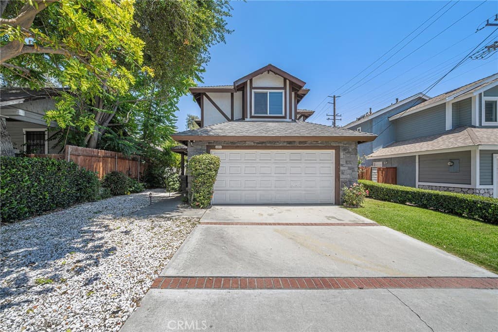 Home at 808 S California Avenue, Monrovia — photo 1 of 12