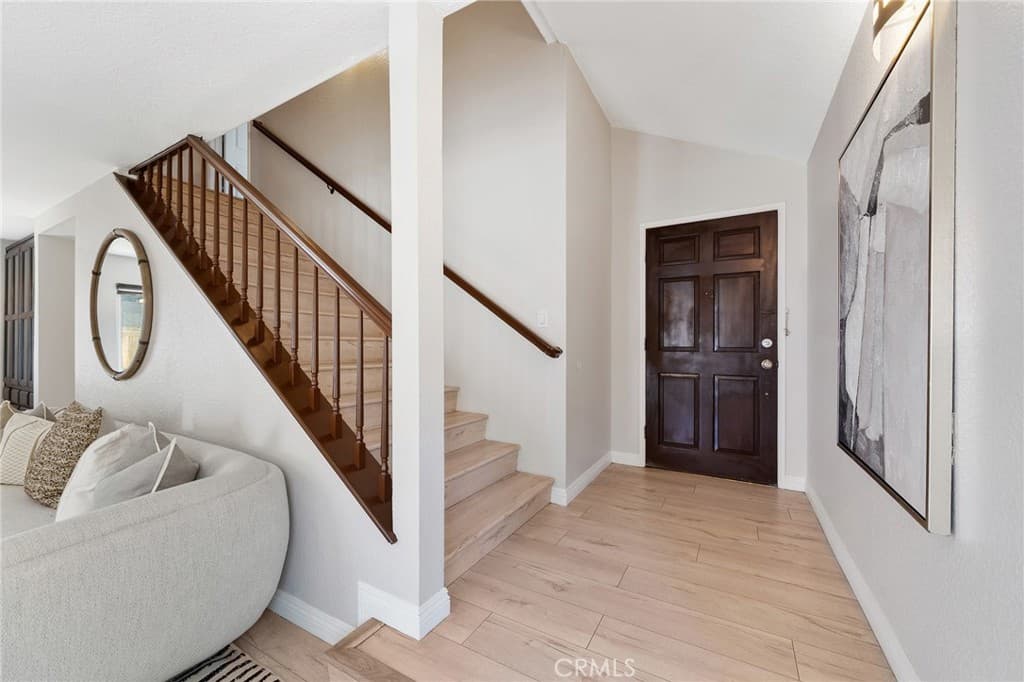 Home at 808 S California Avenue, Monrovia — photo 4 of 12