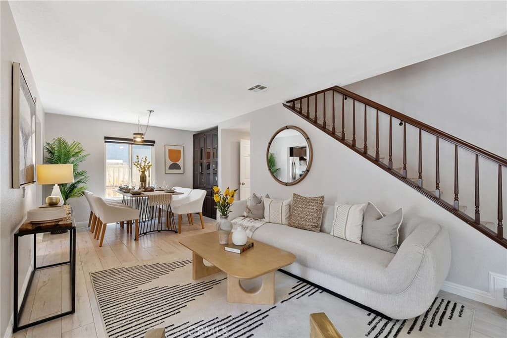 Home at 808 S California Avenue, Monrovia — photo 6 of 12