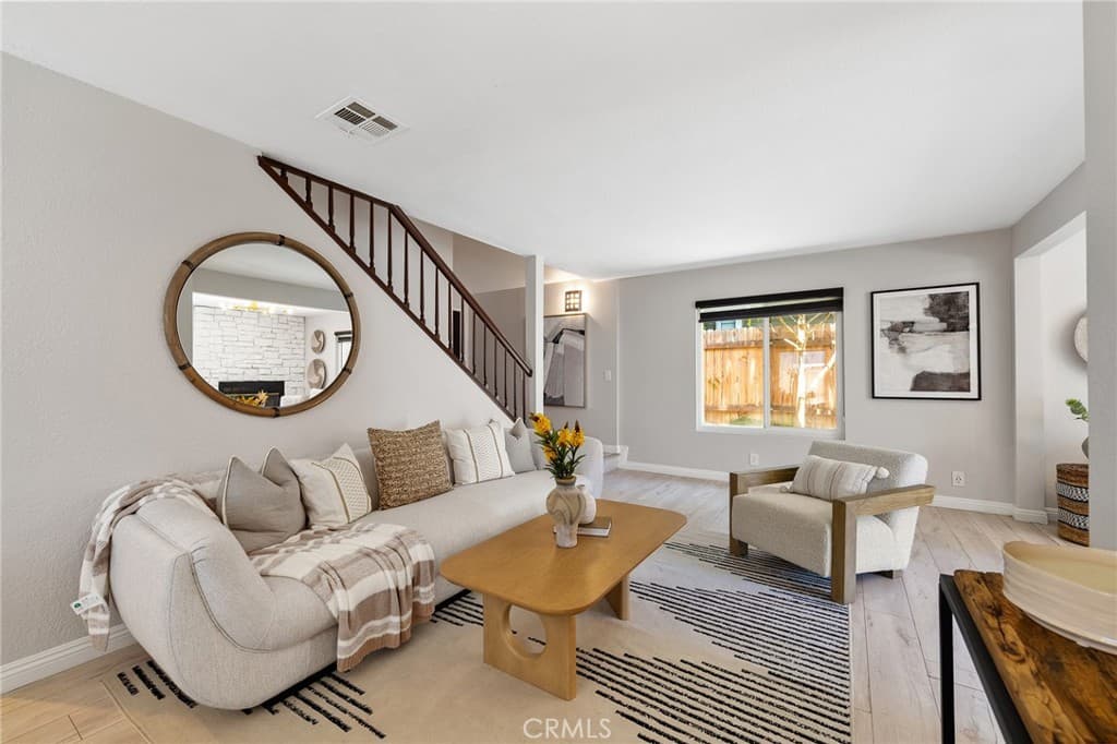 Home at 808 S California Avenue, Monrovia — photo 7 of 12