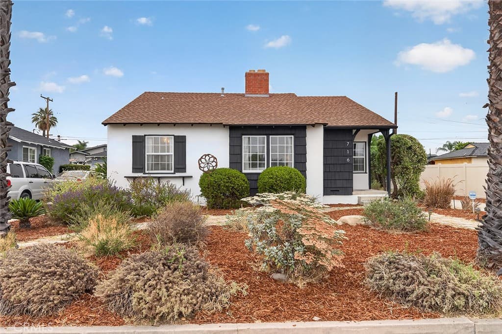 Home at 716 N Elspeth Way, Covina — photo 3 of 12