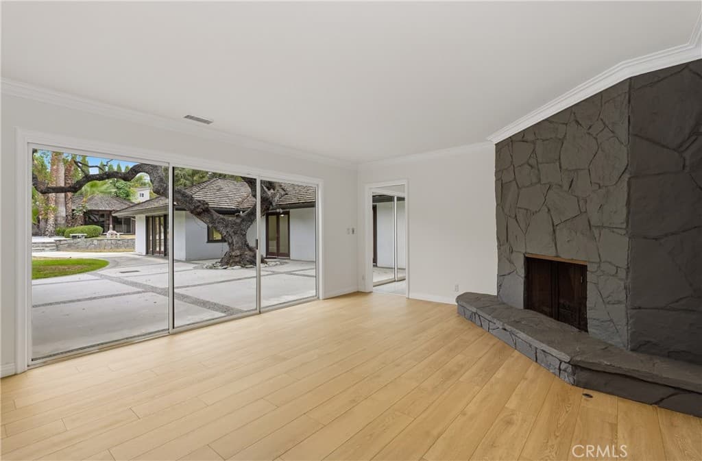 Home at 1005 Hampton Road, Arcadia — photo 7 of 12