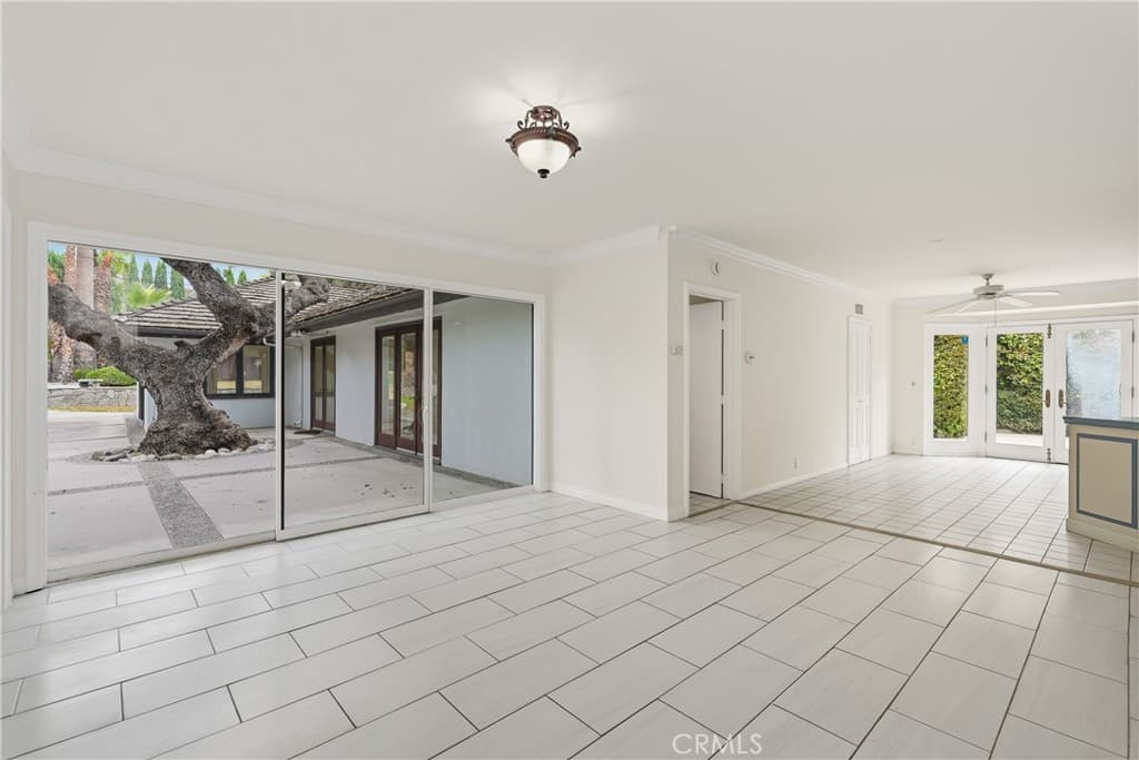 Home at 1005 Hampton Road, Arcadia — photo 9 of 12