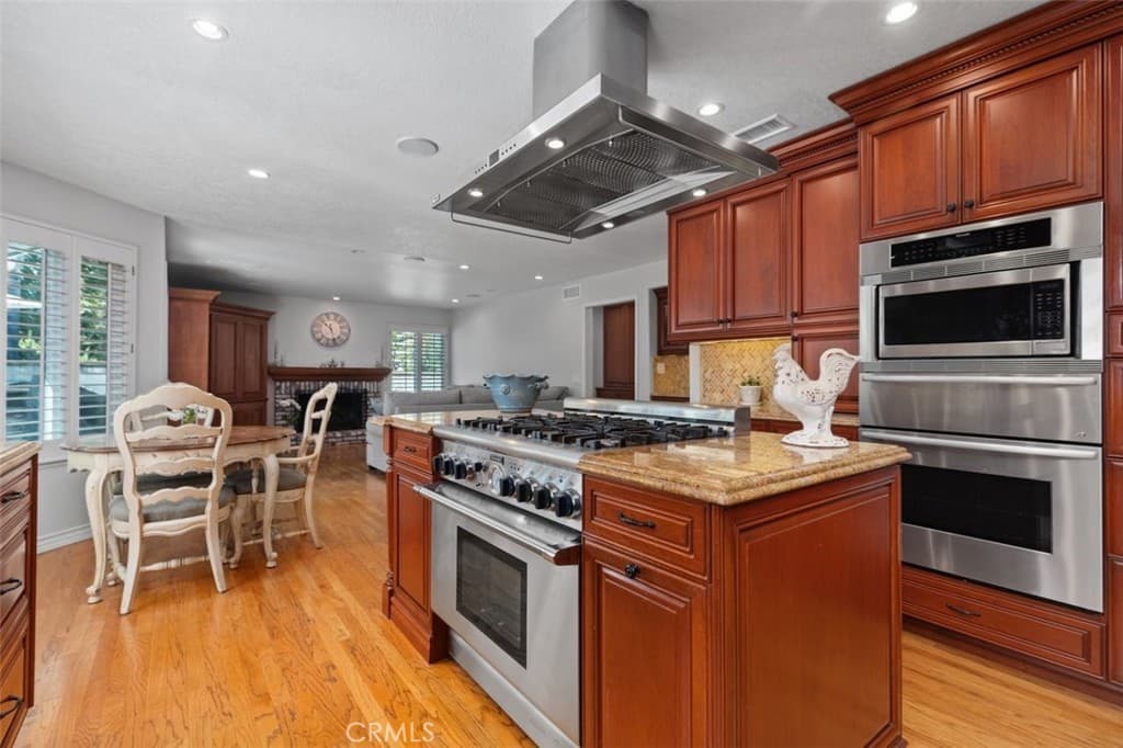 Home at 5604 Lakeview Drive, La Verne — photo 12 of 12