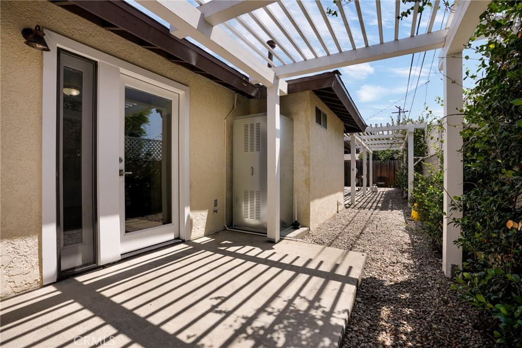 Multi-Family at 308 Jeffries Avenue, Monrovia — photo 12 of 12