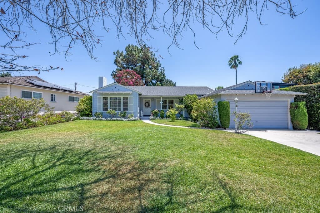 Home at 522 Santa Cruz, Arcadia — photo 2 of 12