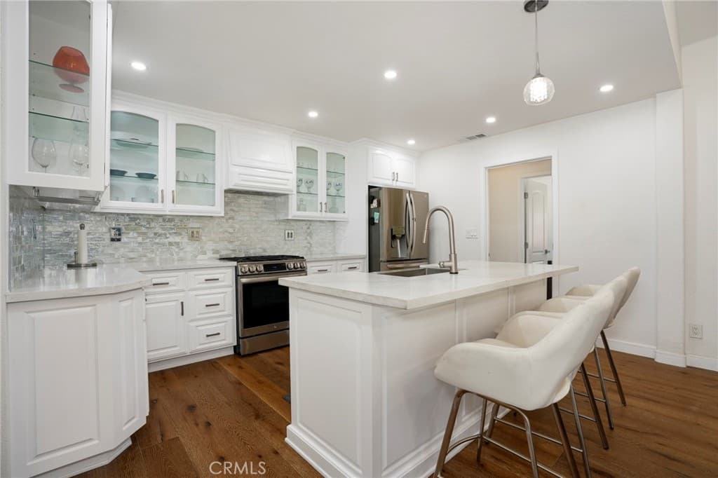 Multi-Family at 312 Jeffries Avenue, Monrovia — photo 4 of 12