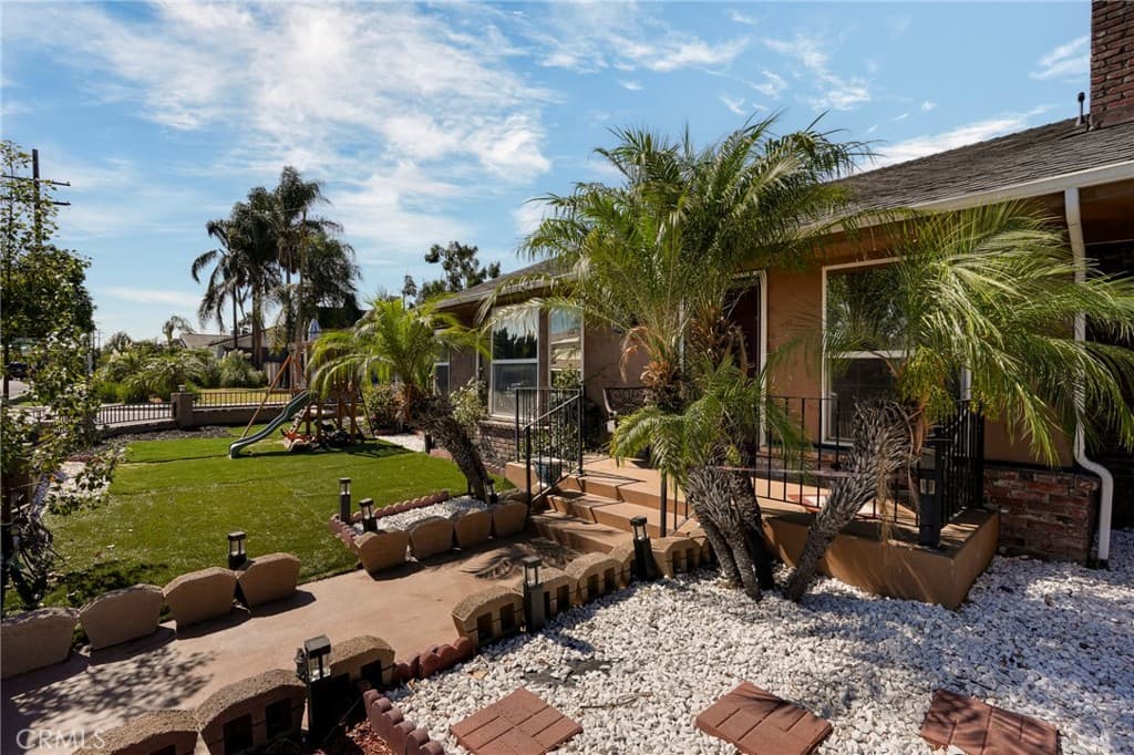 Home at 9715 E Lemon Avenue, Arcadia — photo 3 of 12
