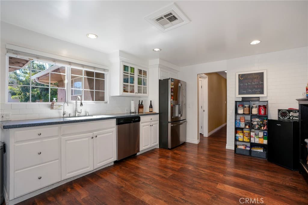 Home at 9715 E Lemon Avenue, Arcadia — photo 10 of 12