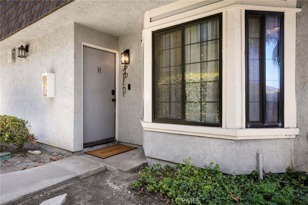 Condo at 2580 Huntington, Duarte — photo 3 of 12
