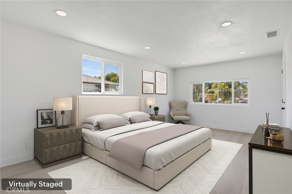 Home at 570 N East End Avenue, Pomona — photo 4 of 12
